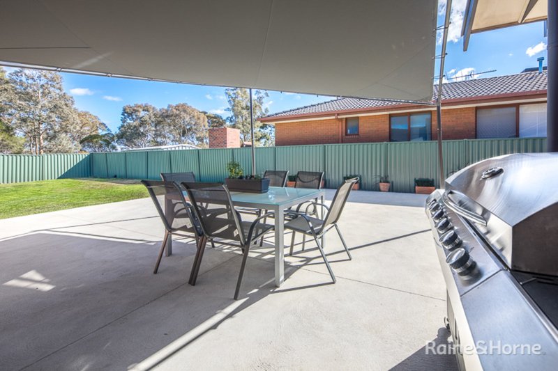 Photo - 12 Oakmont Court, Sunbury VIC 3429 - Image 17