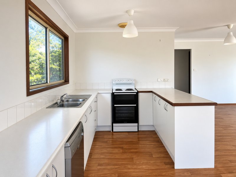 Photo - 12 Ocean Drive, Macmasters Beach NSW 2251 - Image 7