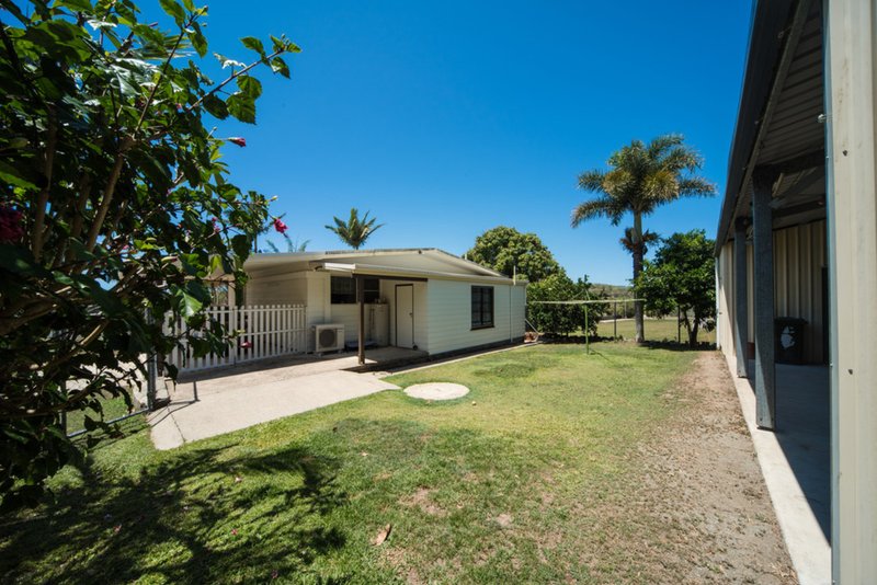 Photo - 12 O'Hanlon Crescent, Mount Julian QLD 4800 - Image 11