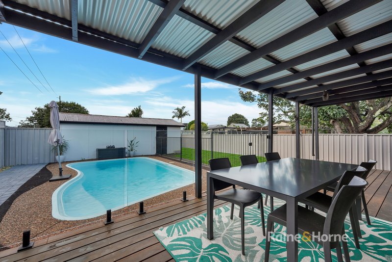 Photo - 12 Onslow Avenue, Woy Woy NSW 2256 - Image 3