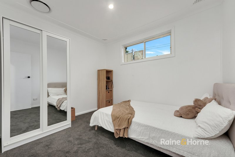 Photo - 12 Onslow Avenue, Woy Woy NSW 2256 - Image 9