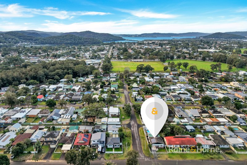 Photo - 12 Onslow Avenue, Woy Woy NSW 2256 - Image 14