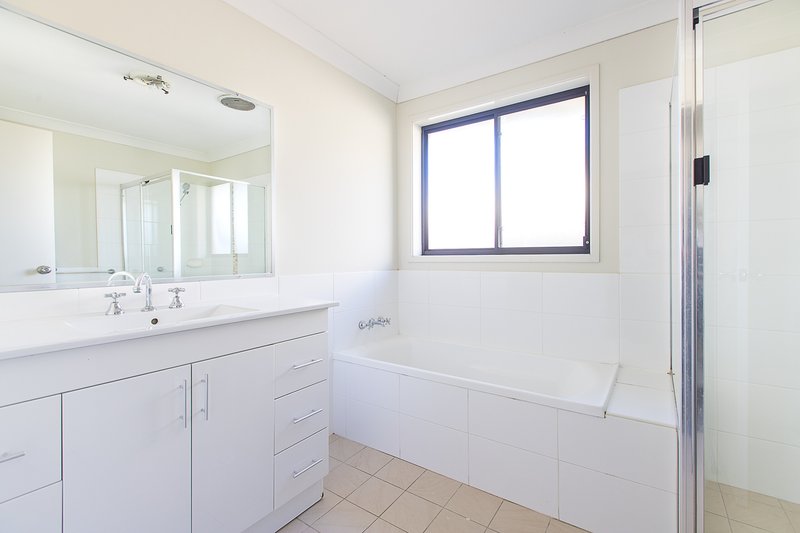 Photo - 12 Opal Street, Rutherford NSW 2320 - Image 7