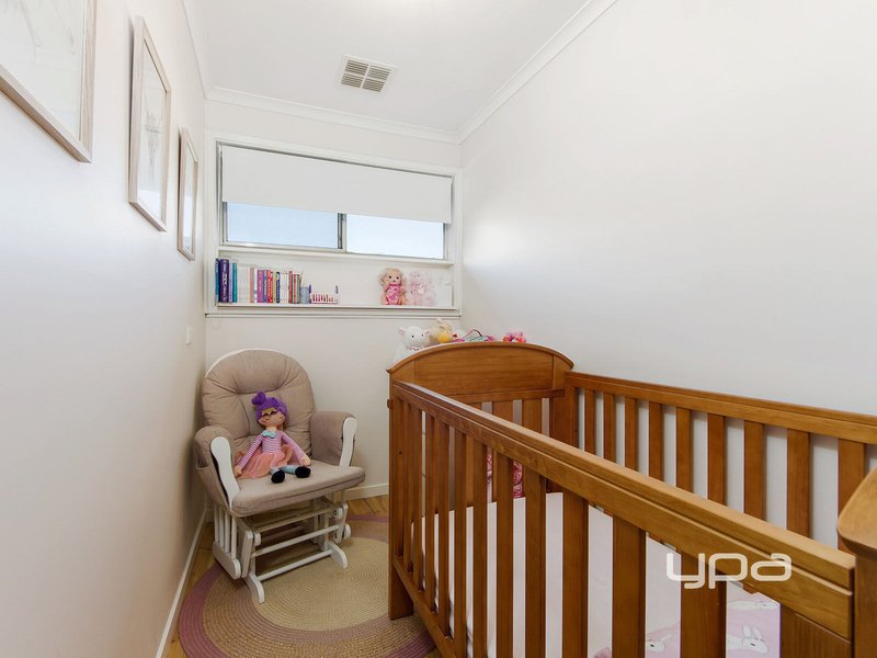 Photo - 12 Opala Court, Kings Park VIC 3021 - Image 10