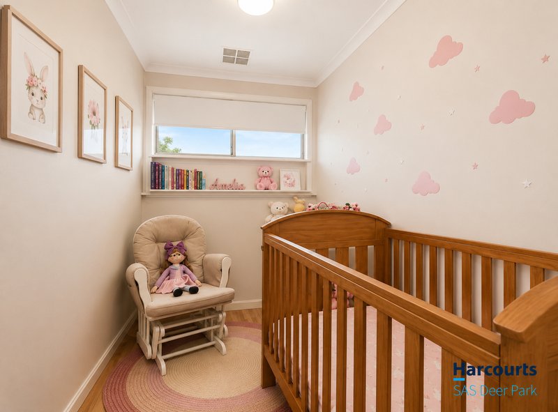 Photo - 12 Opala Court, Kings Park VIC 3021 - Image 11