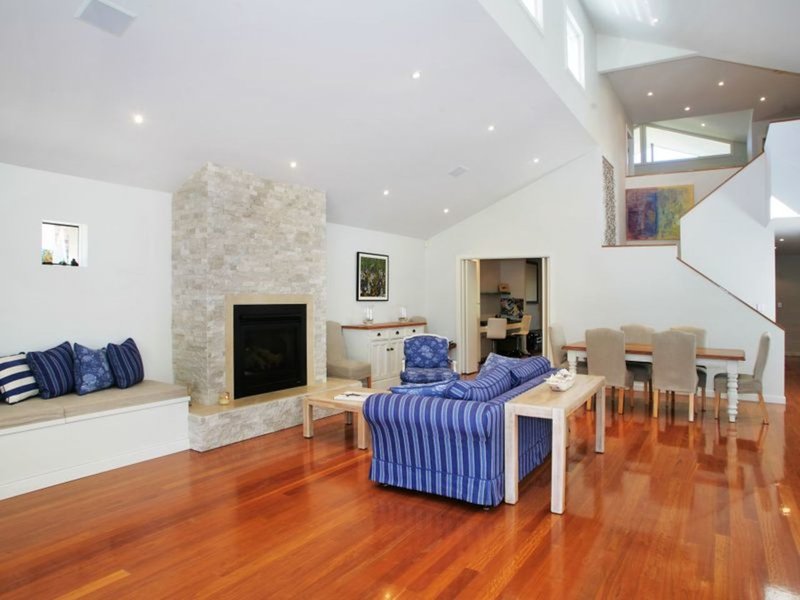 Photo - 12 Orana Road, Mona Vale NSW 2103 - Image 2