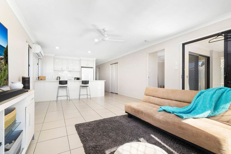 Photo - 12 Oregano Close, Griffin QLD 4503 - Image 5