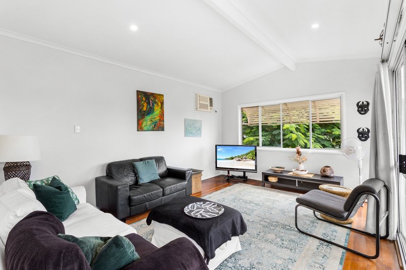 Photo - 12 Osborne Terrace, Deception Bay QLD 4508 - Image 5