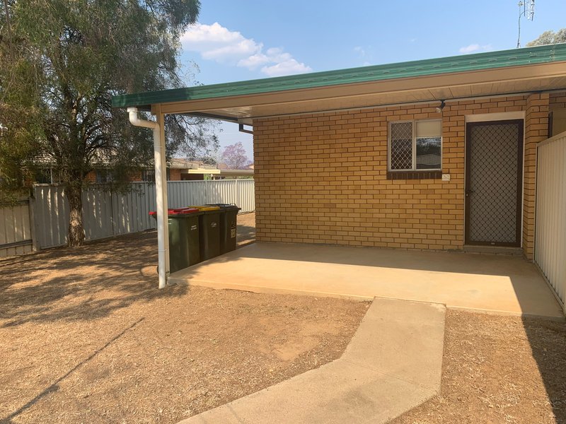 Photo - 1/2 Osprey Way, Tamworth NSW 2340 - Image 2