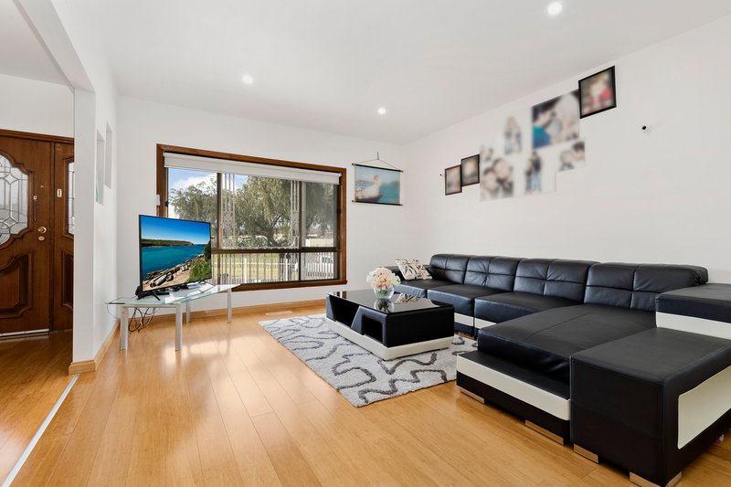 Photo - 12 Ostia Court, Thomastown VIC 3074 - Image 2