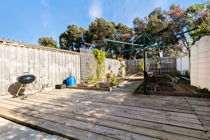 Photo - 12 Ostia Court, Thomastown VIC 3074 - Image 9