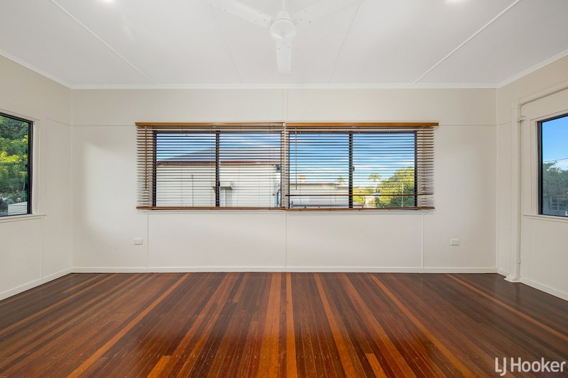 Photo - 12 Oswald Street, Allenstown QLD 4700 - Image 10
