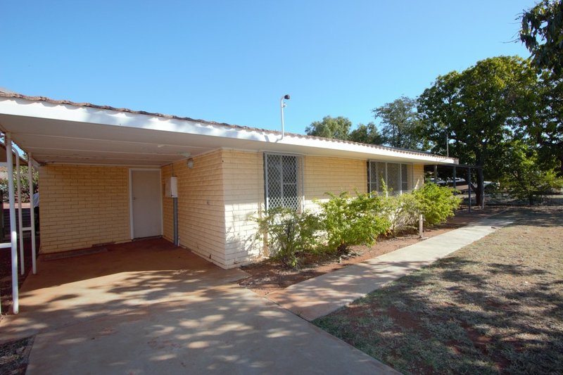 Photo - 12 Padbury Way, Bulgarra WA 6714 - Image 2