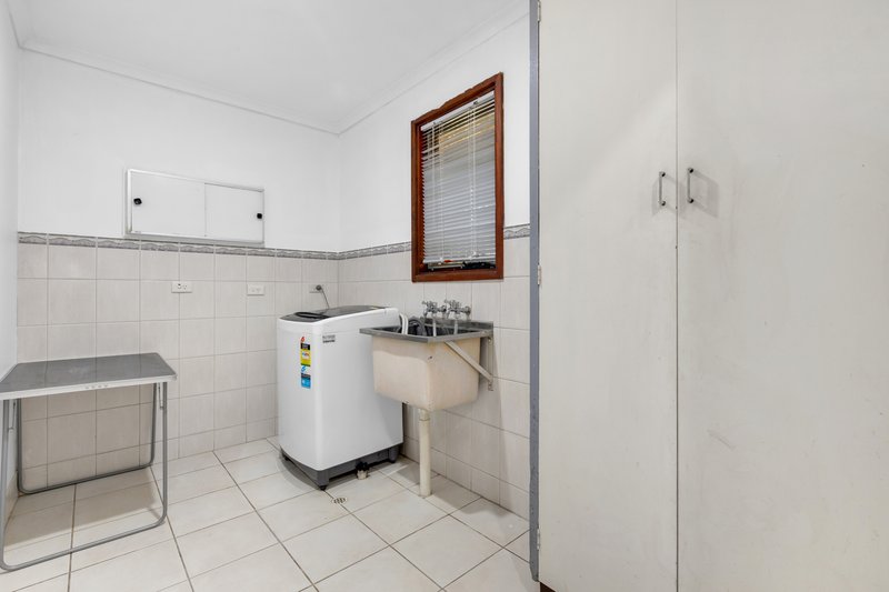 Photo - 12 Palari Crescent, Munno Para SA 5115 - Image 17