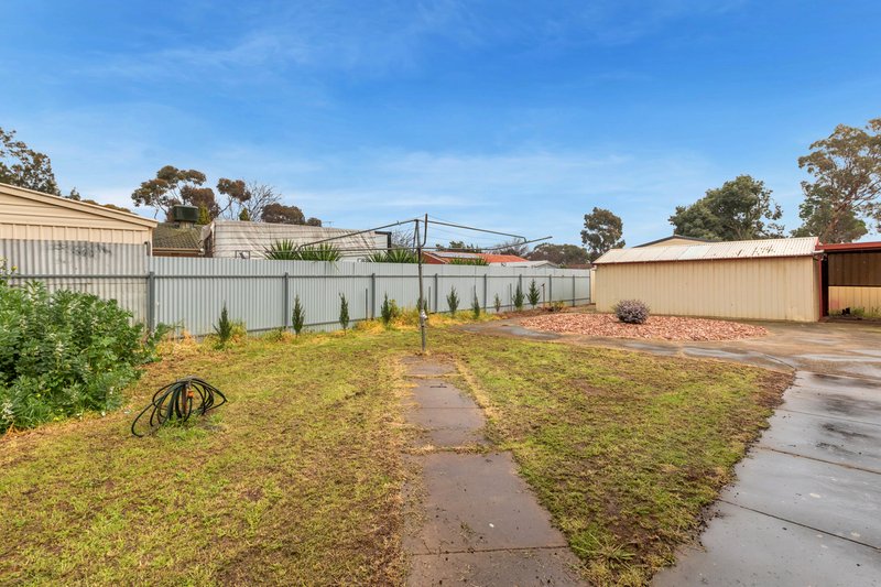Photo - 12 Palari Crescent, Munno Para SA 5115 - Image 23
