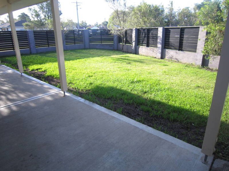 Photo - 1/2 Papala Avenue, Bateau Bay NSW 2261 - Image 2