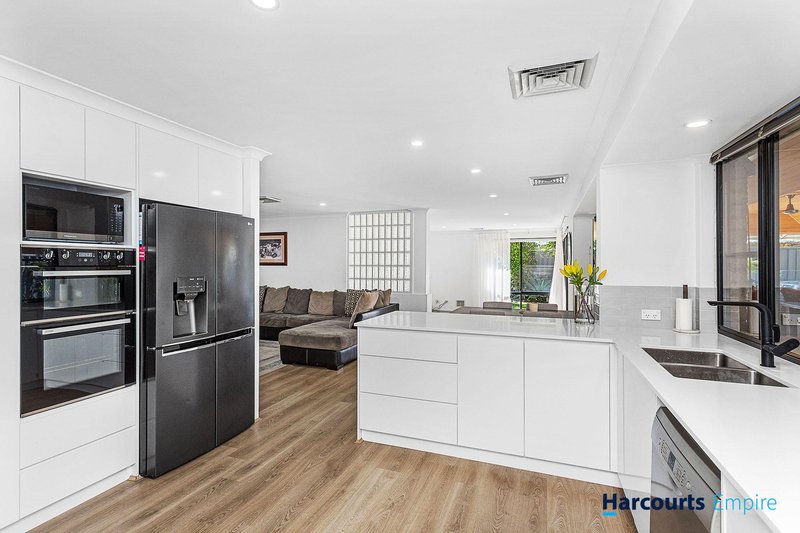 Photo - 12 Paradise Grove, Atwell WA 6164 - Image 6