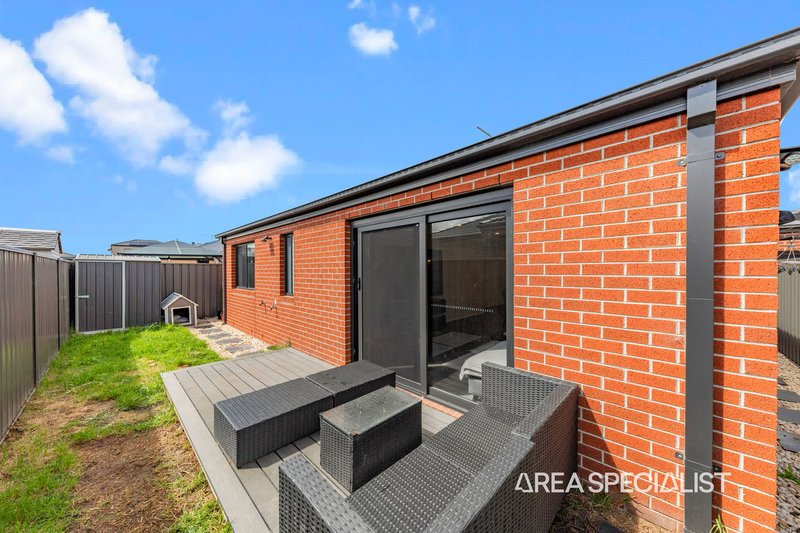 Photo - 12 Parakeet Street, Clyde North VIC 3978 - Image 18