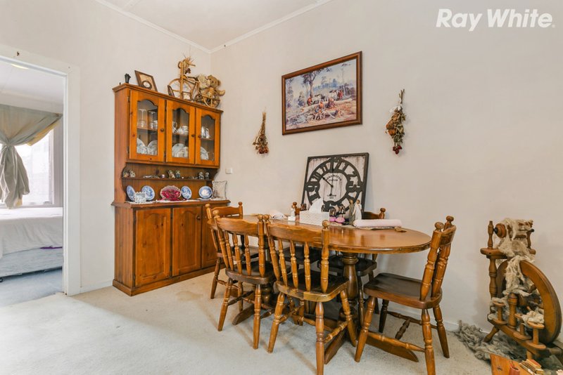 Photo - 12 Paringa Ave , Davistown NSW 2251 - Image 3