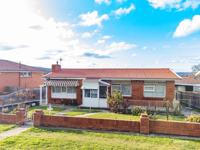 12 Paringa Avenue, Newnham TAS 7248