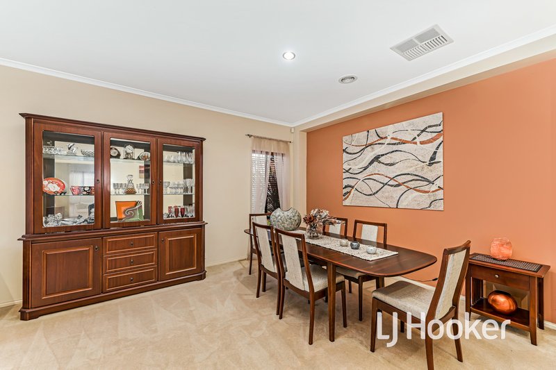 Photo - 12 Park City Drive, Lynbrook VIC 3975 - Image 4