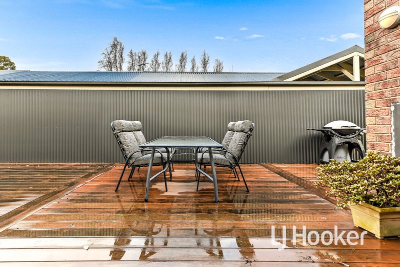 Photo - 12 Park City Drive, Lynbrook VIC 3975 - Image 17