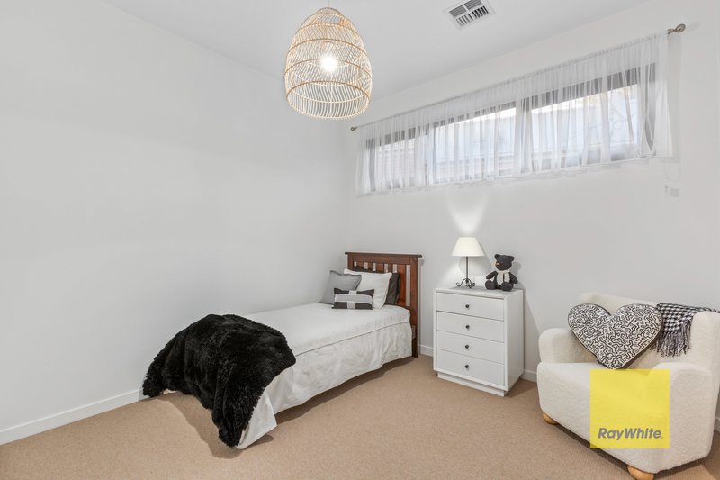 Photo - 12 Park Crescent, South Geelong VIC 3220 - Image 12