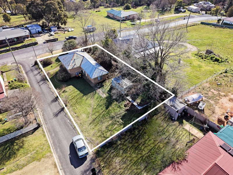 Photo - 12 Park Street, Tumbarumba NSW 2653 - Image 10