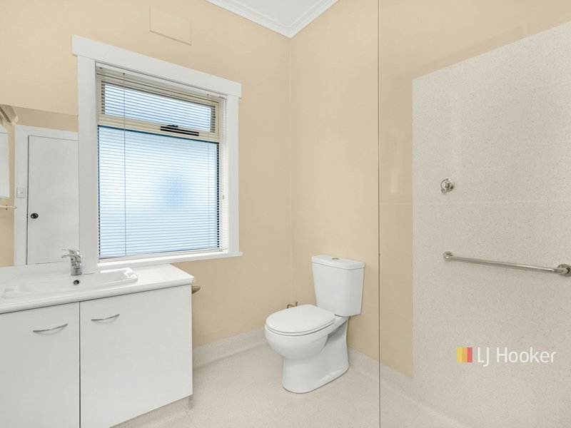 Photo - 12 Parker Street, Devonport TAS 7310 - Image 8