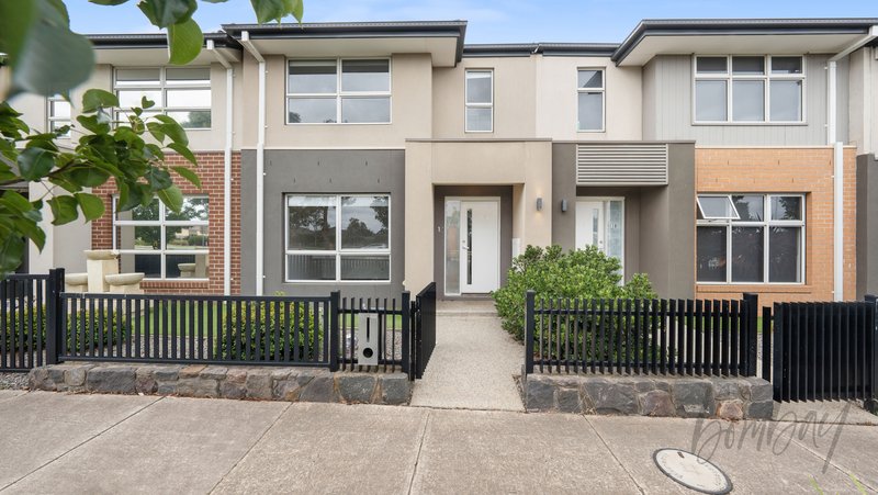 12 Parkforest Walk, Craigieburn VIC 3064