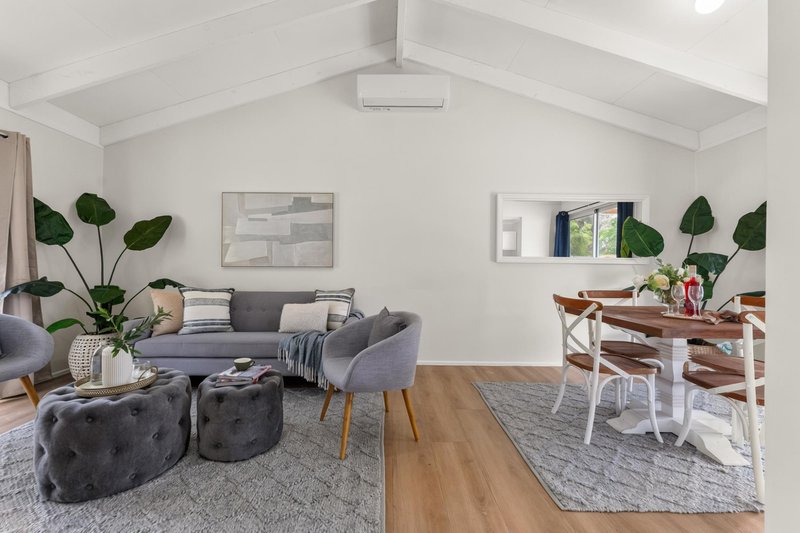 Photo - 12 Parkland Court, Eagleby QLD 4207 - Image 7