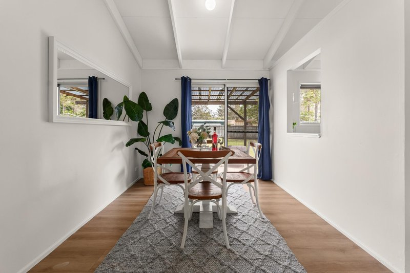Photo - 12 Parkland Court, Eagleby QLD 4207 - Image 8