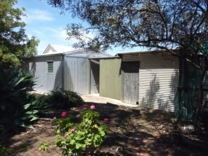 Photo - 12 Parklands Tce , Tailem Bend SA 5260 - Image 2