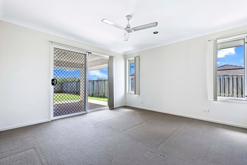 Photo - 12 Parklink East Avenue, Wondunna QLD 4655 - Image 9