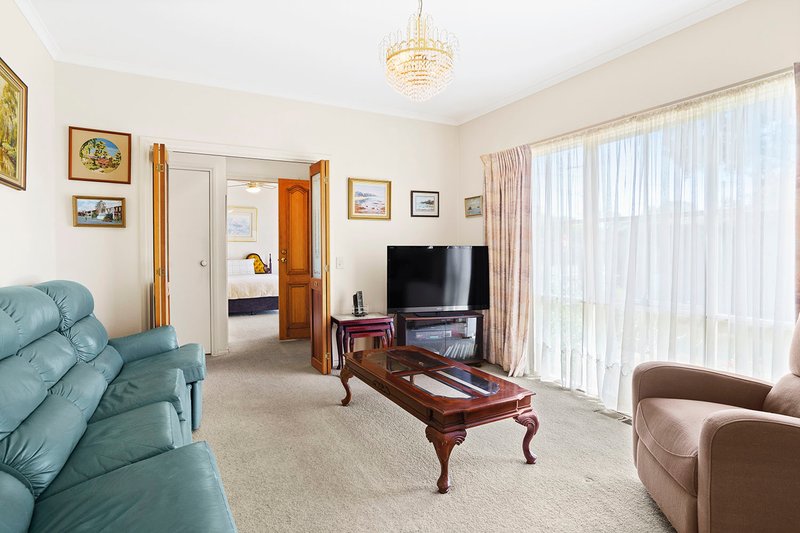 Photo - 1/2 Parkside Street, Beaumaris VIC 3193 - Image 7