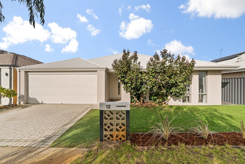 Photo - 12 Parkville Boulevard, Baldivis WA 6171 - Image 2