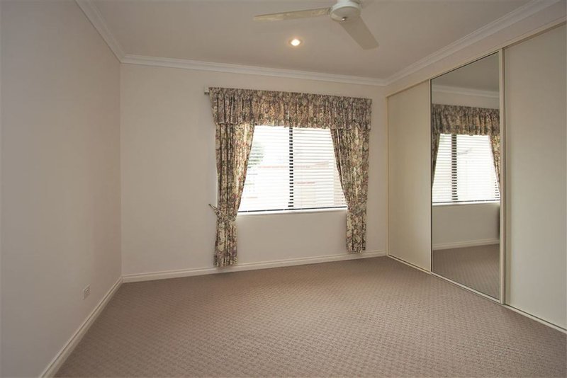 Photo - 1/2 Parmelia Drive, Australind WA 6233 - Image 5