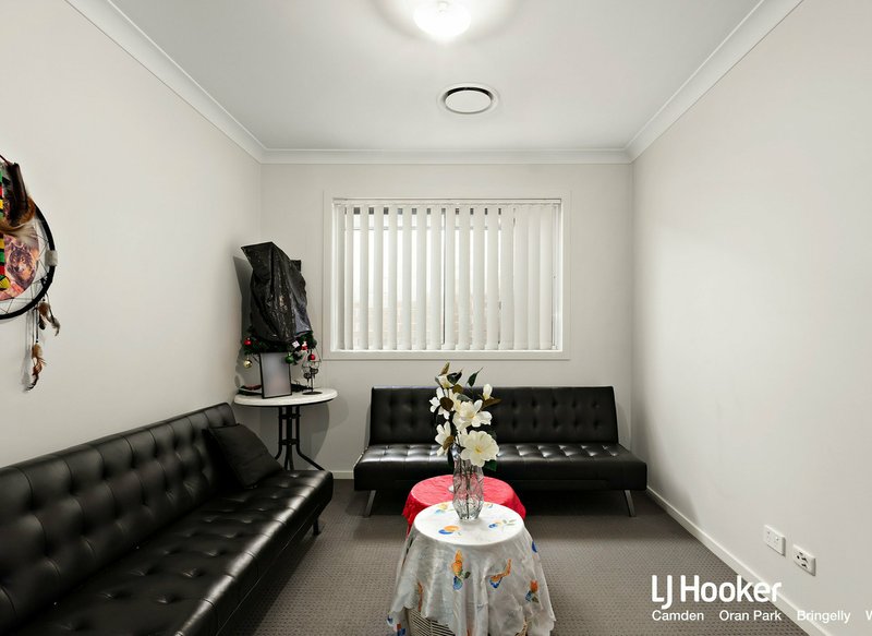 Photo - 12 Parrott Street, Elderslie NSW 2570 - Image 3