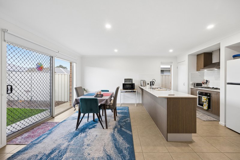 Photo - 12 Pasanda Road, Munno Para West SA 5115 - Image 15
