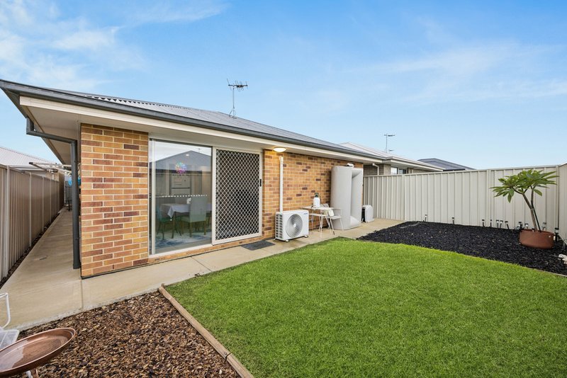 Photo - 12 Pasanda Road, Munno Para West SA 5115 - Image 16