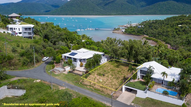 Photo - 12 Passage Avenue, Shute Harbour QLD 4802 - Image 4