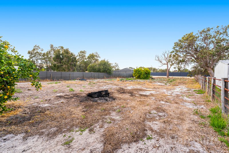 Photo - 12 Paull Street, Furnissdale WA 6209 - Image 25