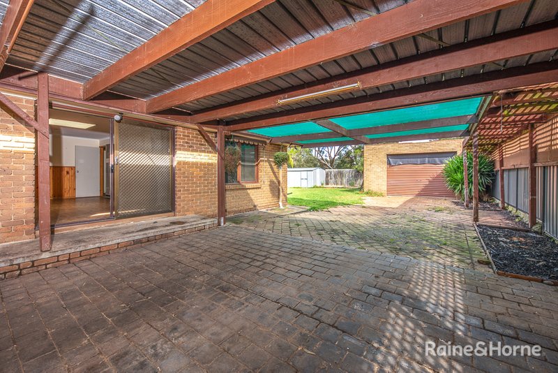 Photo - 12 Pebble Beach Court, Sunbury VIC 3429 - Image 10