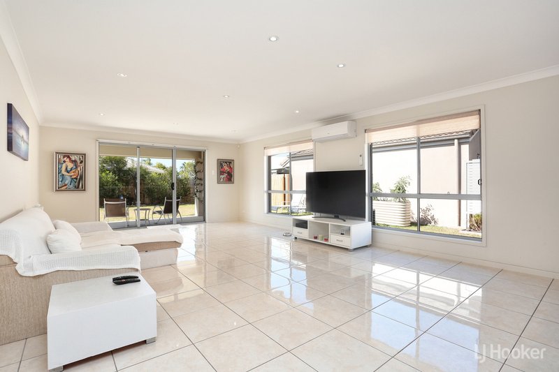 Photo - 12 Pectoral Place, Banksia Beach QLD 4507 - Image 8