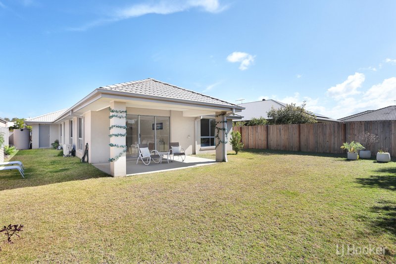 Photo - 12 Pectoral Place, Banksia Beach QLD 4507 - Image 12