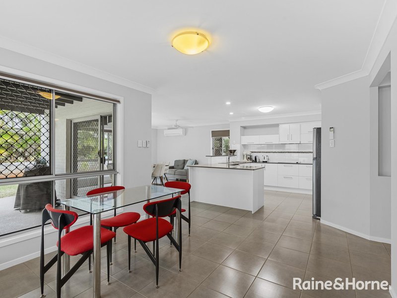 Photo - 12 Pelorus Street, Redland Bay QLD 4165 - Image 7