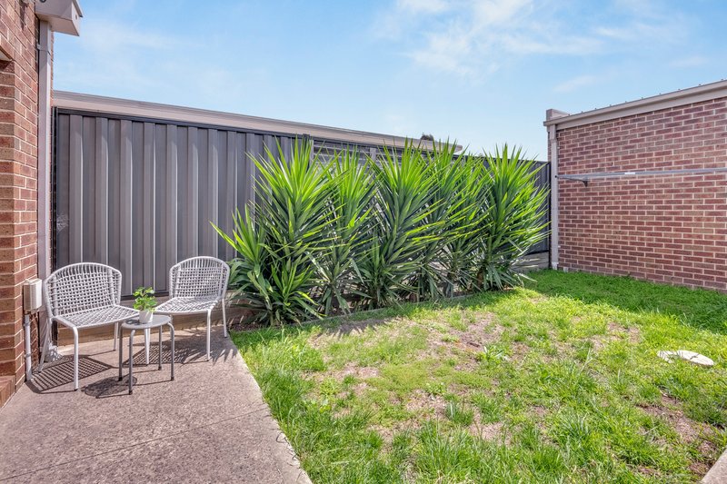 Photo - 12 Penhall Drive, Craigieburn VIC 3064 - Image 14