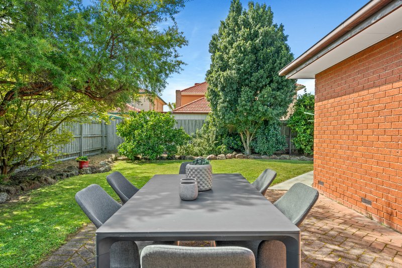 Photo - 12 Penrith Crescent, Bundoora VIC 3083 - Image 14