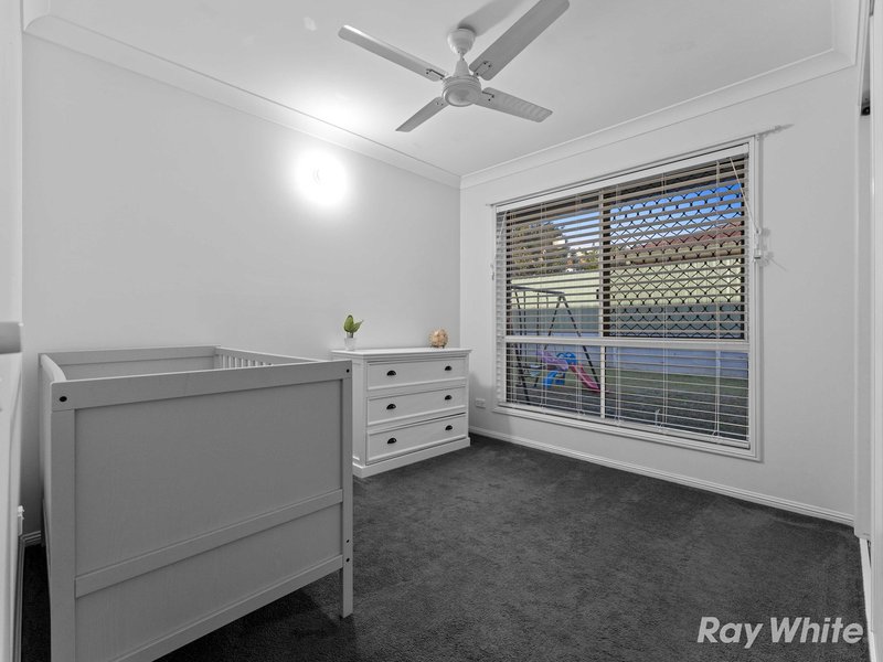 Photo - 12 Peppercorn Place, Flinders View QLD 4305 - Image 11