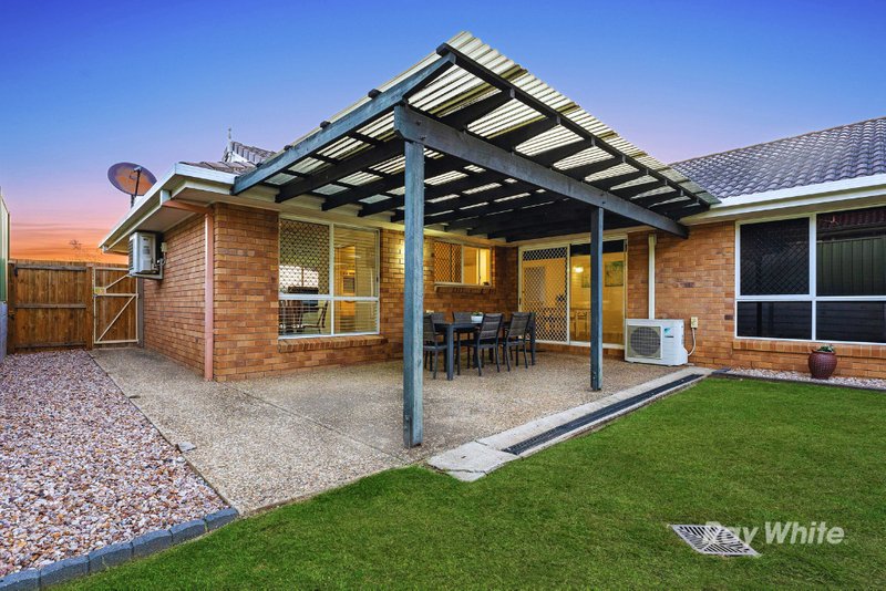 Photo - 12 Peppercorn Place, Flinders View QLD 4305 - Image 17